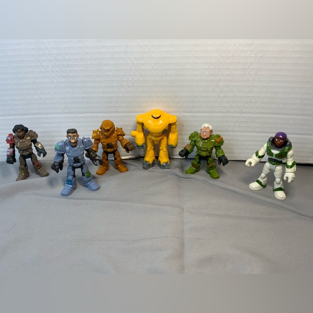 Set of 6 Disney Pixar Lightyear Imaginext figures by Fisher Price Zyclops Darby